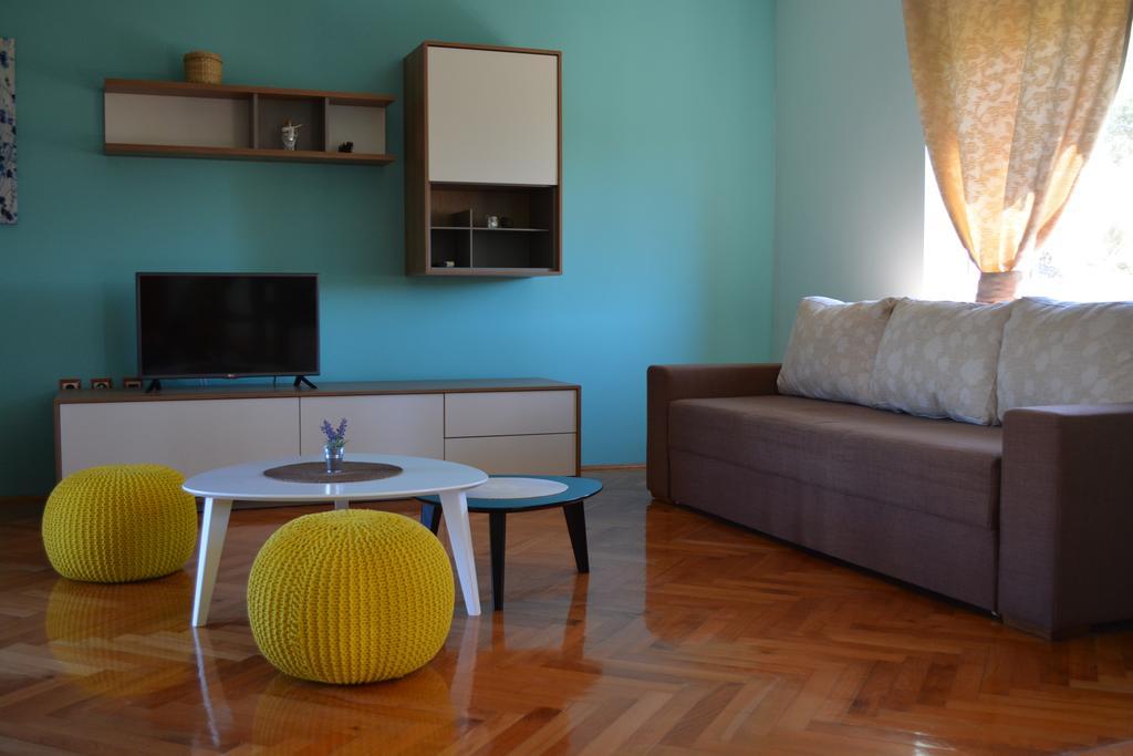 Apartments Neda Kampor Exterior photo